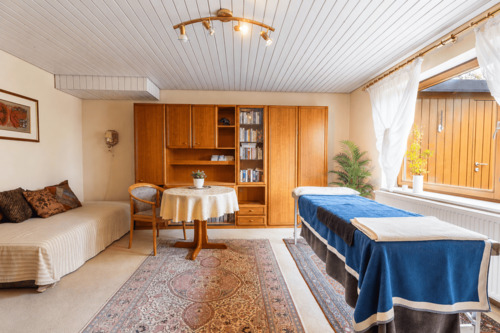 18 - Zimmer UG - 