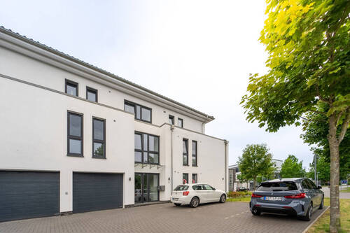 Ansicht - Exklusive 3 ZKB Wohnung mit Bad en Suite und 2 Balkonen in Bad Zwischenahn