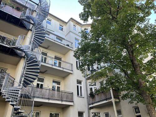 Rückansicht Gebäude - 