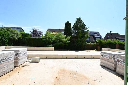 Rueckansicht (2).JPG - 4 Zimmer Terrassenwohnung in Langenfeld (Rheinland)