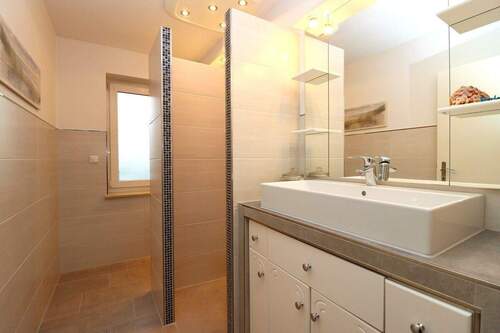 Duschbad Erdgeschoss - 