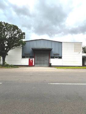 Außenansicht - Halle in Mühlacker