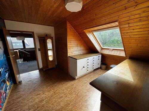 Zimmer 1 im OG als Durchgangszimmer - 