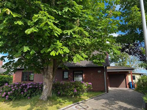Straßenansicht - Einfamilienhaus mit 200,00 m&sup2; in Butjadingen zum Kaufen