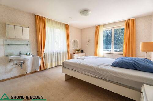 19 - Schlafzimmer - OG - 