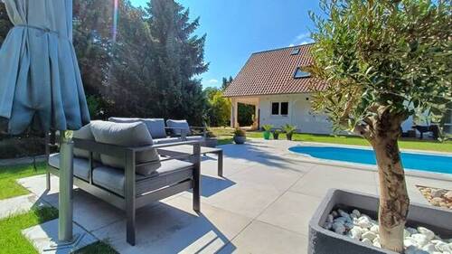 Gartenlounge am Pool - 