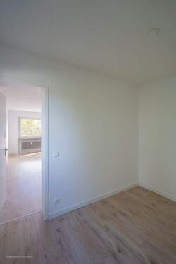 halbes Zimmer - 