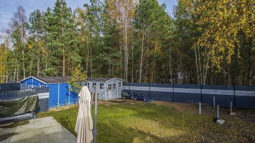 Ihr Hof mit Nebengelass - 