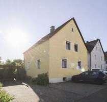 Einfamilienhaus mit idyllischem Garten - ideales Renovierungsprojekt Auch als Investobjekt geeignet! - Schwandorf Krondorf