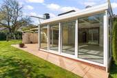 Blick auf den Wintergarten ... - 