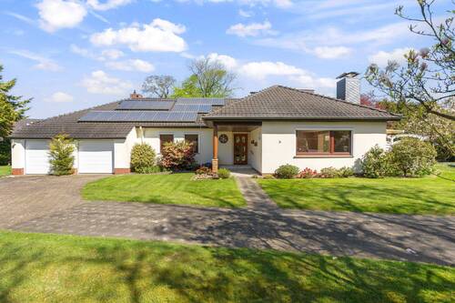 Bild 2 - 6 Zimmer Einfamilienhaus zum Kaufen in Osterholz-Scharmbeck