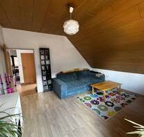3 ZKB Dachgeschosswohnung mit Balkon zu vermieten! - Butjadingen Burhave
