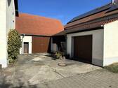 Hof/Garage - 5 Zimmer Einfamilienhaus zum Kaufen in Gnotzheim