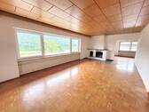 Wohnzimmer - 7 Zimmer Einfamilienhaus zum Kaufen in Horb am Neckar
