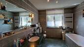 Edel ausgestattetes Bad - 