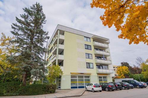 Außenansicht - **Heike Borchers Immobilien**Renovierte 1-Zimmerwohnung mit viel Tageslicht und gemütlicher Loggia**