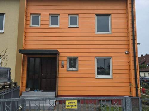 20251011_101334.jpg - Reihenendhaus mit 130,00 m&sup2; in Feucht zum Kaufen