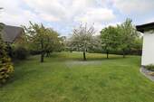 Garten / Bauplatz - 