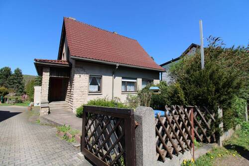 IMG_4800.JPG - Handwerker aufgepasst - Einfamilienhaus mit Potenzial in Friedrichroda sucht neuen Eigentümer