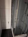 Bad mit Dusche - 