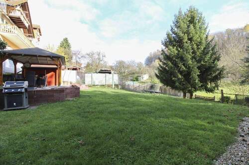 Garten Terrasse mit Pavillon - 6 Zimmer Einfamilienhaus in Seeheim- Jugenheim