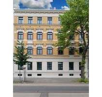 Schickes Nest! + Dunkles Parkett + Fußbodenheizung + großer Balkon + tolles Bad + LED-Licht - Leipzig Mockau-Süd