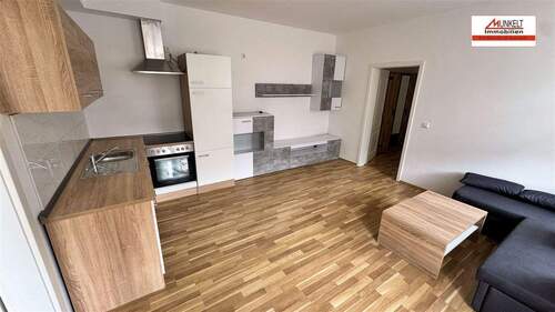 Wohnen - 2 Zimmer Etagenwohnung in Zeitz