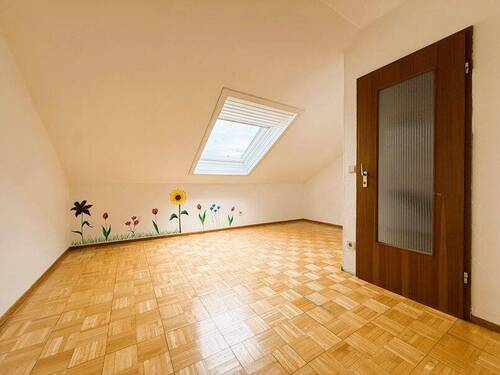 Dachgeschoss.jpg - 3 Zimmer Mehrfamilienhaus, Wohnhaus in Ingolstadt