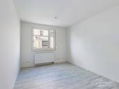 Kinderzimmer/Büro - 