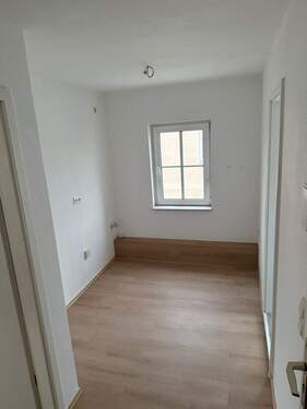 Küche.jpg - 2 Zimmer Etagenwohnung zur Miete in Markkleeberg