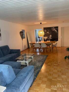 Wohnzimmer - 4 Zimmer Etagenwohnung in Bietigheim-Bissingen