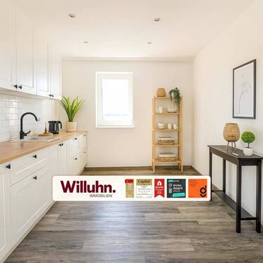 Moderne Küche - Hochwertig saniert: Traumhaft helle Wohnung mit eigenem Garten 