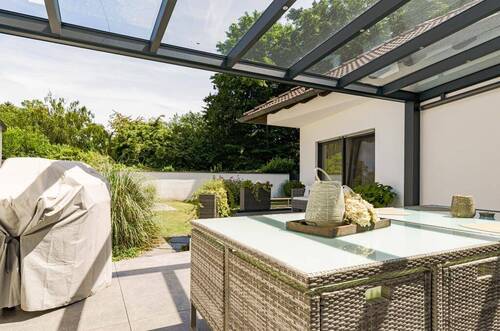 Terrasse - 5 Zimmer Bungalow in Leverkusen