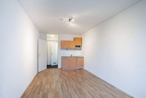 Kochbereich - 1 Zimmer Etagenwohnung zum Kaufen in München