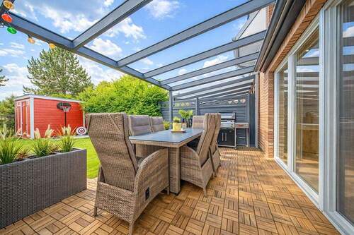 Terrasse - 5 Zimmer Reihenmittelhaus zum Kaufen in Ellerhoop