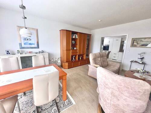 Wohn- und Essbereich - 