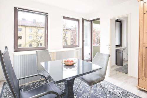 Dachauer_Str_371_Wohnzimmer_04.jpg - 