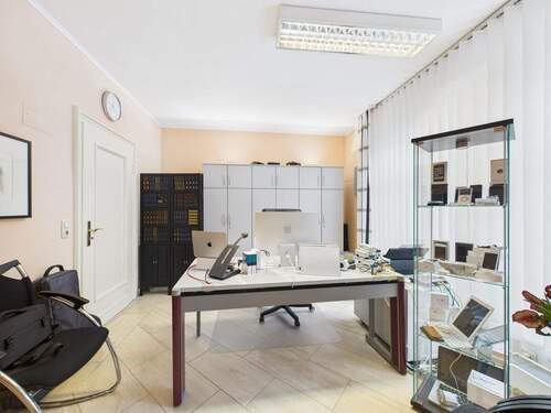 Büro Erdgeschoss - 