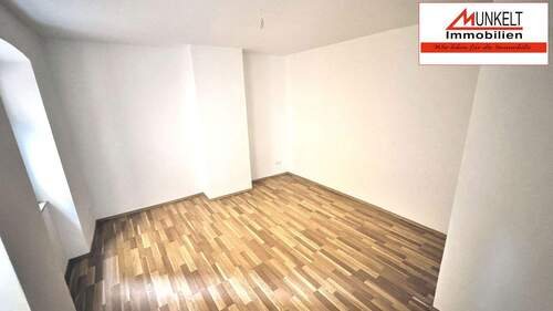 Schlafen - 2 Zimmer Etagenwohnung in Zeitz