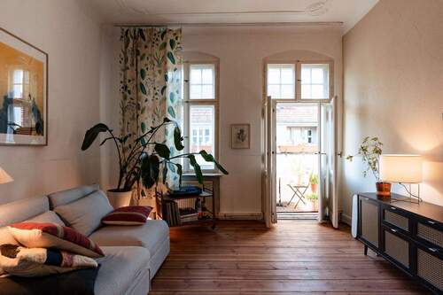 1.jpg - Bright and beautifully renovated apartment with balcony, edge of Schillerkiez.