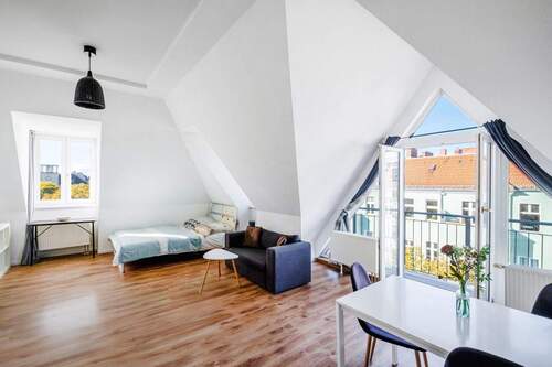Zimmer - 1 Zimmer Etagenwohnung zum Kaufen in Berlin