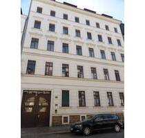 ** Zentrum-Süd: Sanierte 2-Zimmerwohnung mit Balkon und eigenem Garten in exklusiver Lage ** - Leipzig