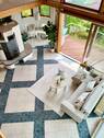 Kamin und Wohnzimmer - 