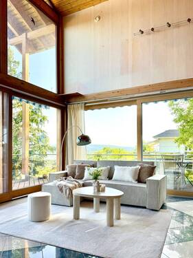 Wohnzimmer und Ausblick - 