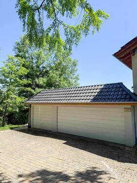 Garage - 
