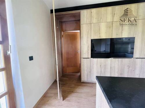 Blick in Speisekammer - 