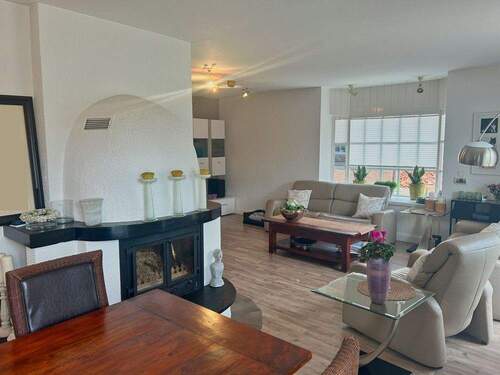 Bild 2 - 5 Zimmer Einfamilienhaus zum Kaufen in Uelsen