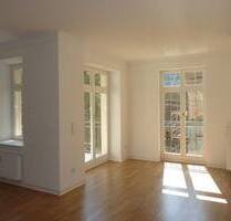 FREI ab 1.7.26: Traumhafte 4-Raumwohnung mit Kamin, Balkon & Bad en Suite im Waldstraßenviertel! - Leipzig Zentrum-Nordwest
