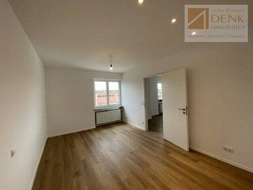 Schlafen, Bild 1 - 2 Zimmer Etagenwohnung in Kitzingen
