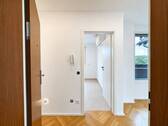 Wohnungseingang - 4 Zimmer Etagenwohnung in Hattenhofen